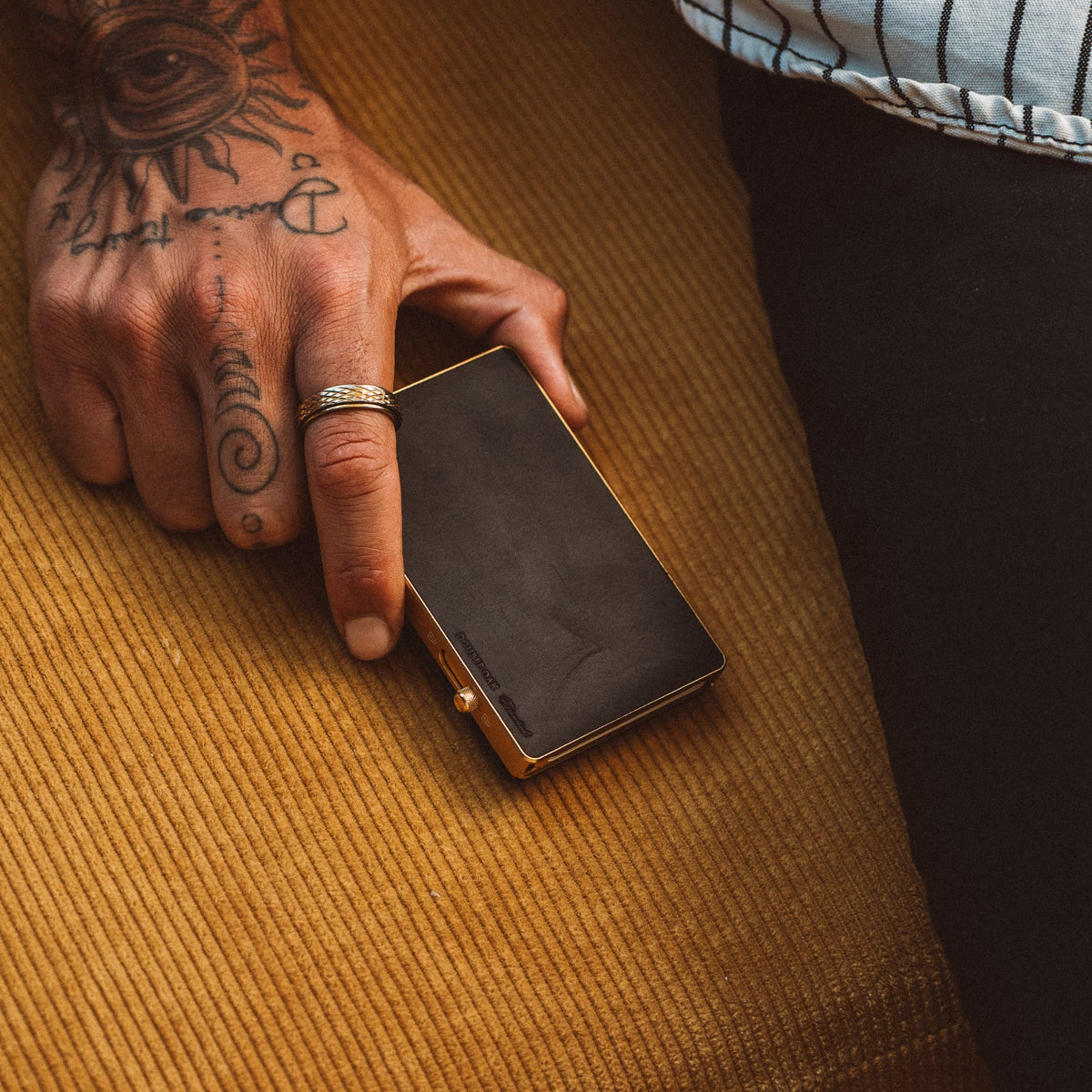 Mod Wallet – Consulate X, view 97 of 245