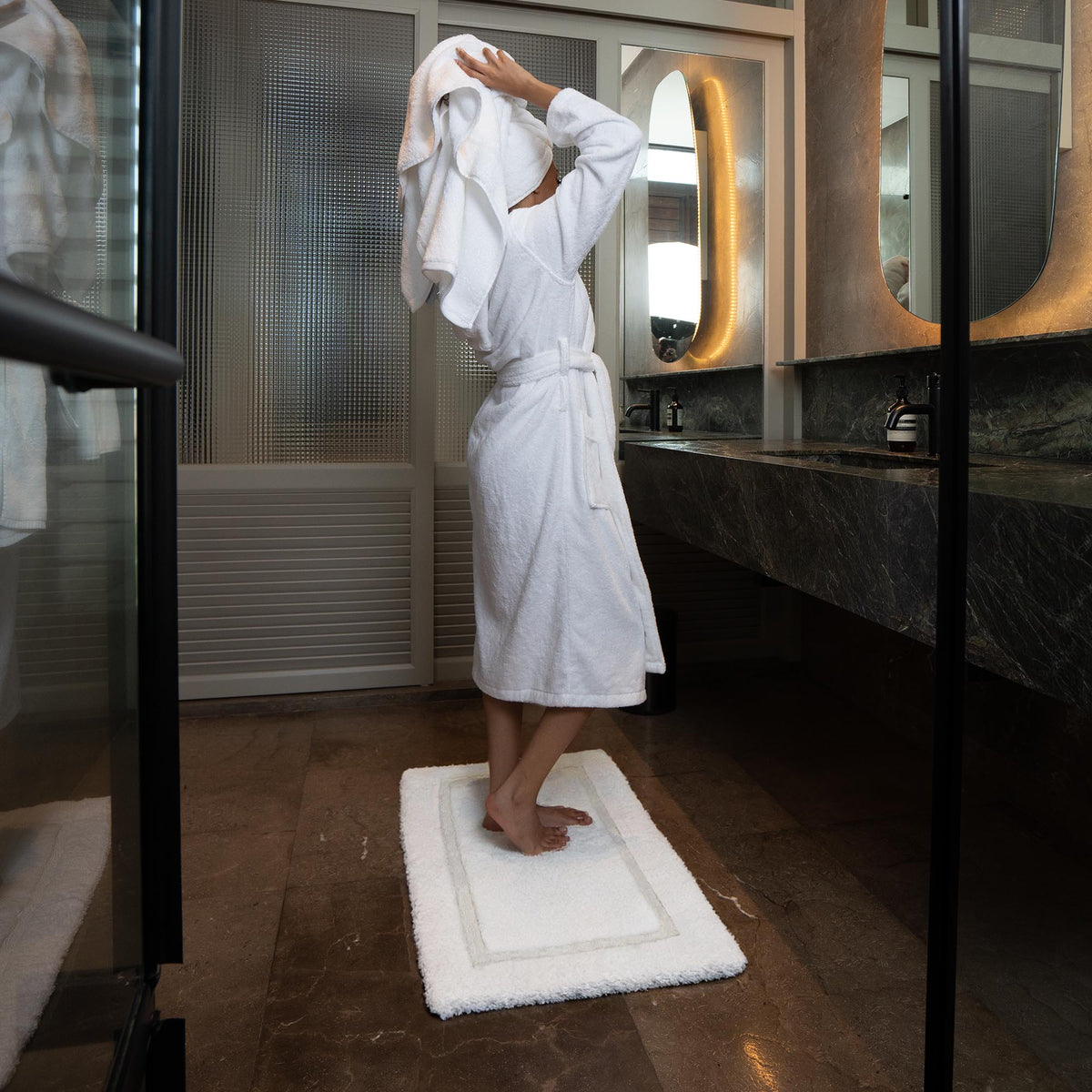 Ultraplush Skid-Resistant Bath Mat – Consulate X, view 4 of 12