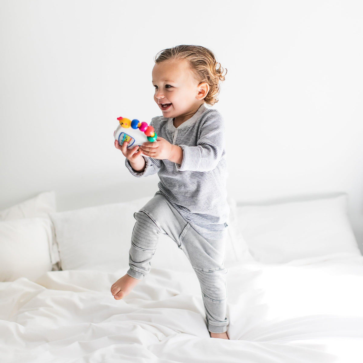 Newborn Portable Musical Baby Toy with Classical Tunes & Dancing Lights – Consulate X, view 5 of 7