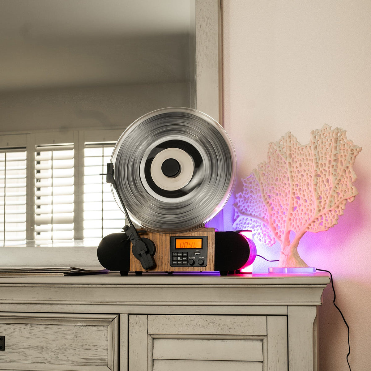 Fuse Vert Vertical Vinyl Record Player – Consulate X, view 4 of 14