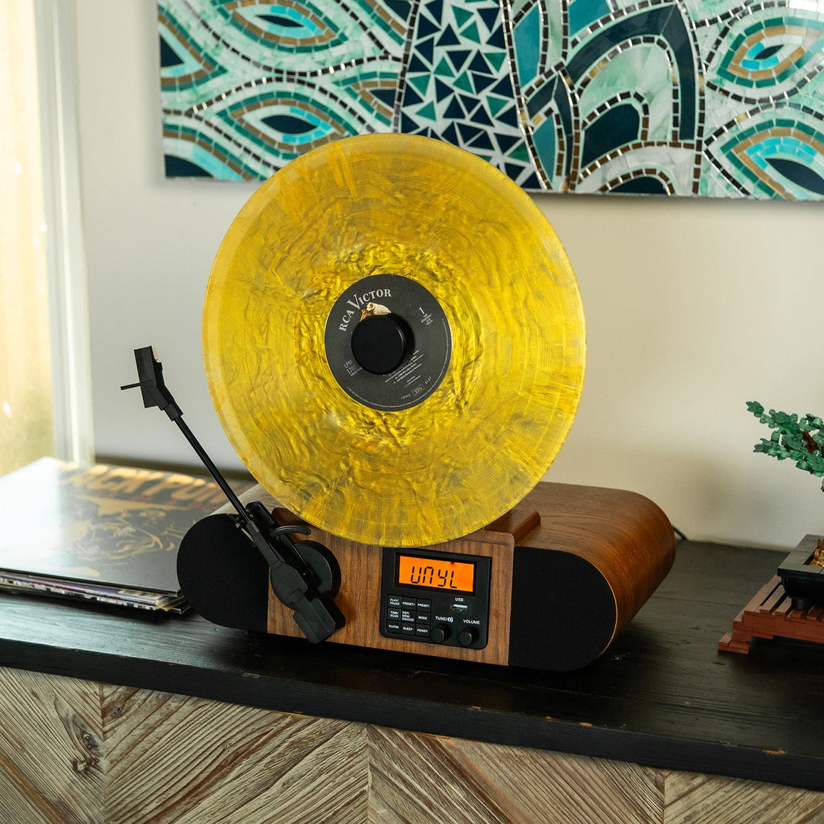 Fuse Vert Vertical Vinyl Record Player – Consulate X, view 7 of 14