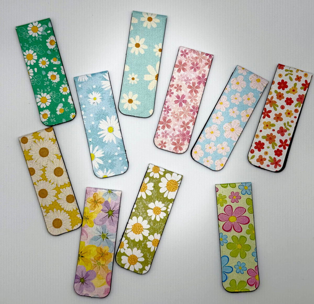Floral Magnetic Fold-Over Bookmarks (Set of 3) – Consulate X, view 1 of 2