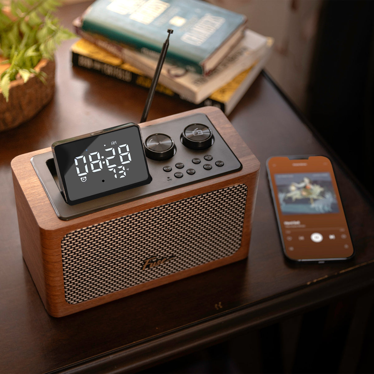 Fuse Zide Vintage Retro Radio with Alarm Clock – Consulate X, view 5 of 5